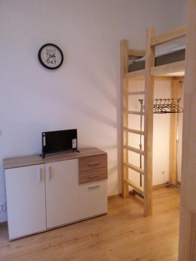 Small Twin Room,1032371351:JPEG