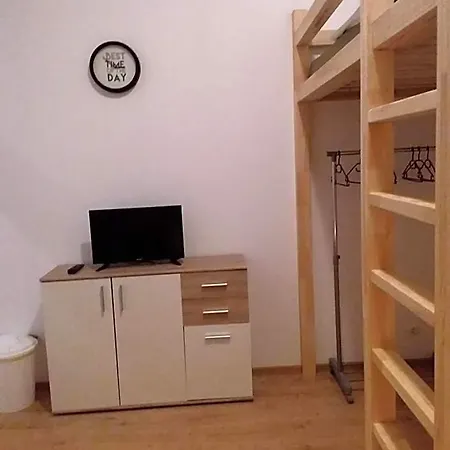 Living In The Box-2